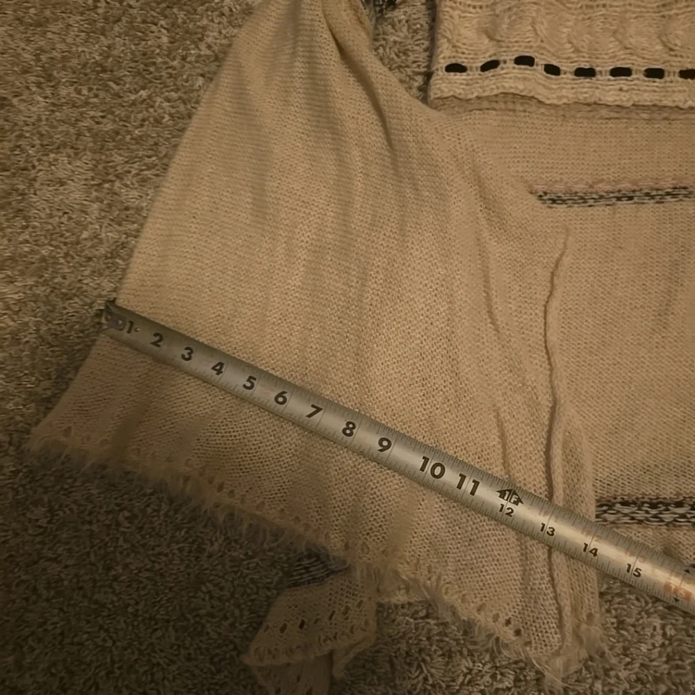 Free People Sweater - Picture 6 of 12